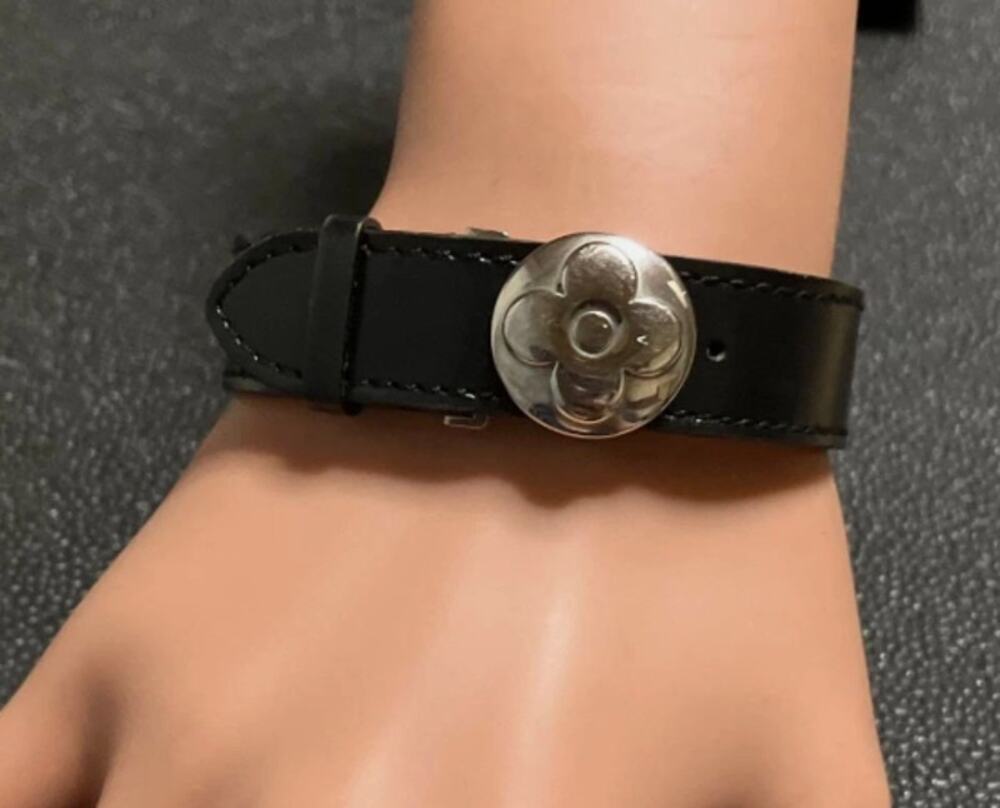 Louis Vuitton Black Leather Monogram Bracelet ~Size 7.5 ~ New
